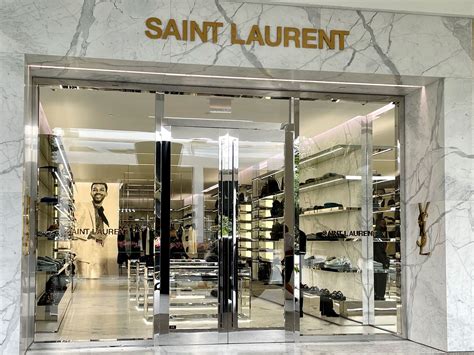 st laurent stores|st laurent shopping centre stores.